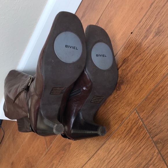 Biviel Tall Vintage Leather Boots - Picture 7 of 7